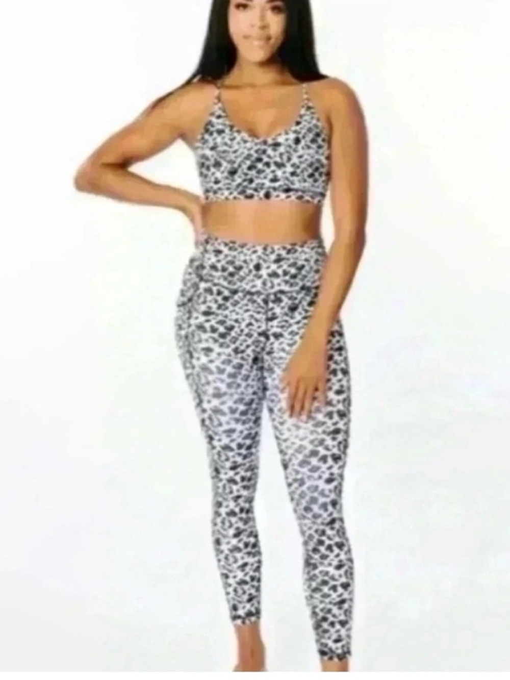 Zyia Active Black White Snow Leopard Print Brilliant
Pocket Workout Leggings